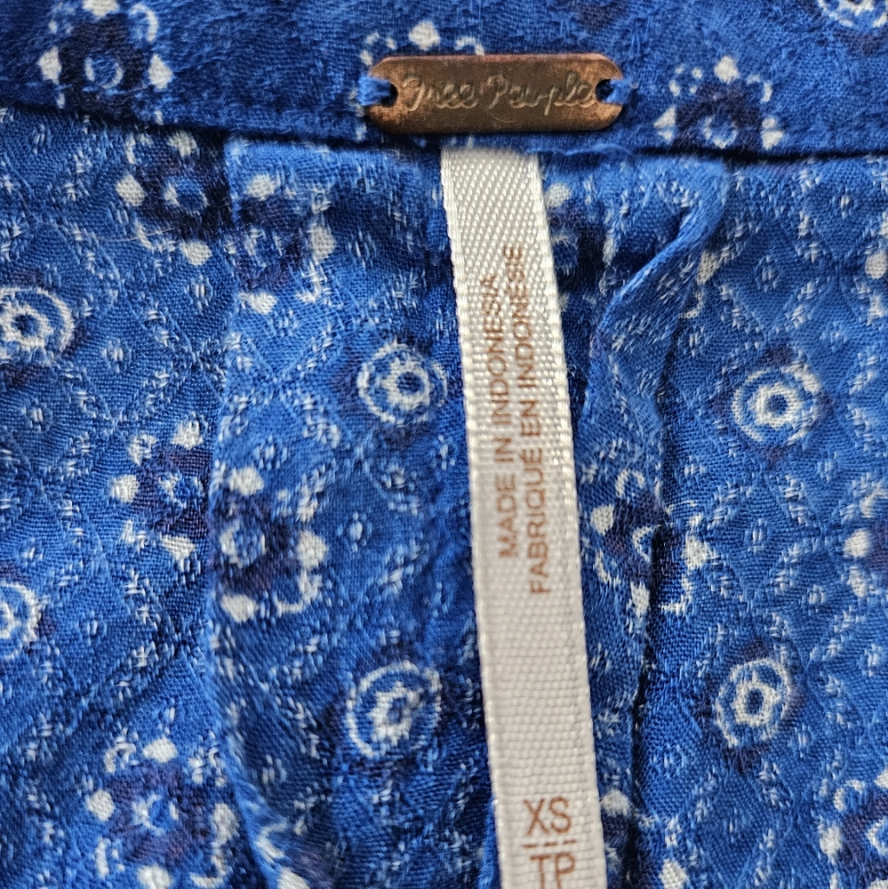 Free People Women's Multicolored Floral Blue Blouse Size XS - Picture 3 of 4